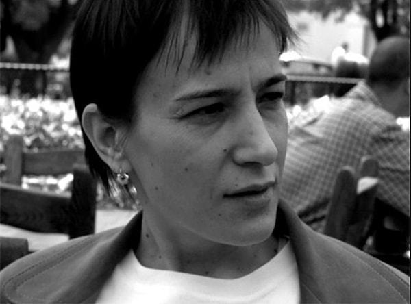 5. 2006 Altın Portakal Şiir Ödülü'nü "Ba" adlı yapıtıyla alıp Gülten Akın'ın ardından bu ödülü kazanan ikinci kadın şair oldu.