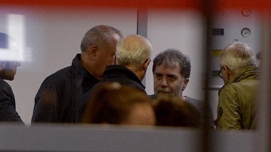 Ahmet Hakan'a Saldırıda 1 Kişi Tutukladı, Diğer Zanlılar Serbest