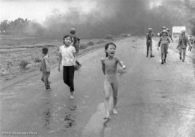 Vietnam Savaşı'nın Simgesi Küçük Kız Kim Phuc Şimdi Ne Yapıyor?