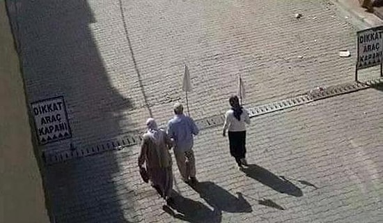 Nusaybin'de Beyaz Bayrakla Ambulansa Giden Diyaliz Hastası...