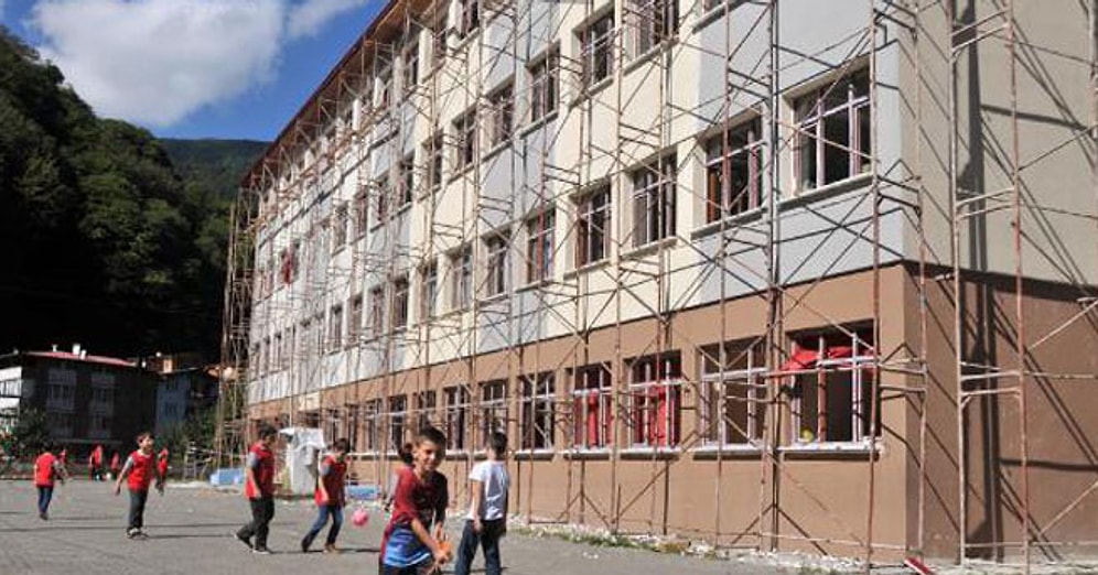 Demir İskele Altında Eğitim