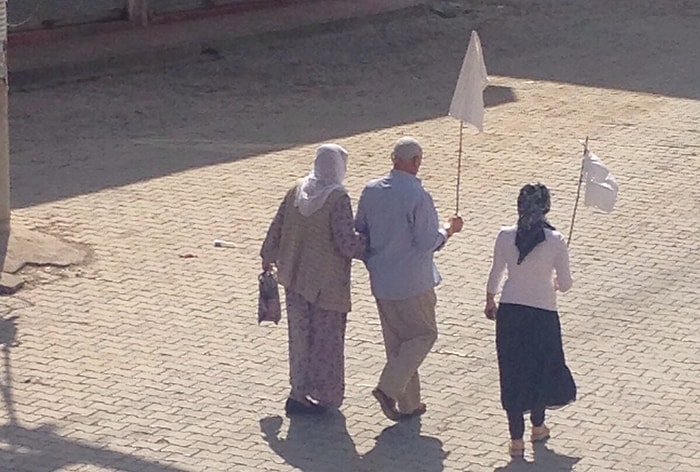 Nusaybin'deki Diyaliz Hastası O Anları Anlattı: 'Beyaz Bayrağı Polis İstedi'