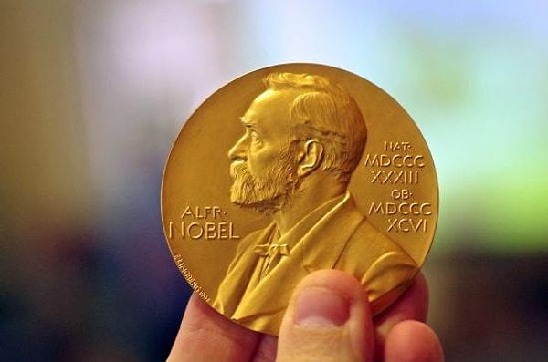 12. Aziz Sancar Türkiye’de kalsaydı, Nobel ödülünü ancak TV’den izlerdi.