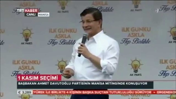 Davutoğlu Mitinginde Nah İşareti Yapan Çocuk