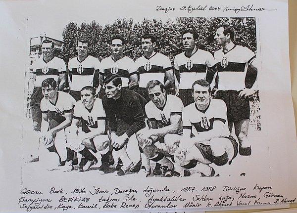 2. 1958 ve 1959 yıllarındaki federasyon kupası şampiyonluklarını saydıran Beşiktaş, bu konuda Fenerbahçe'ye destek veriyor.