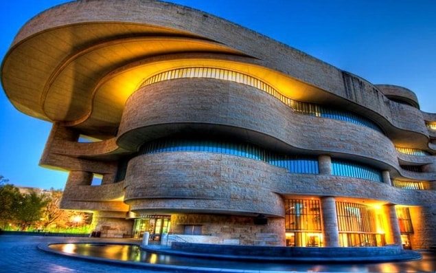 14. Smithsonian Enstitüsü (Amerika Birleşik Devletleri)