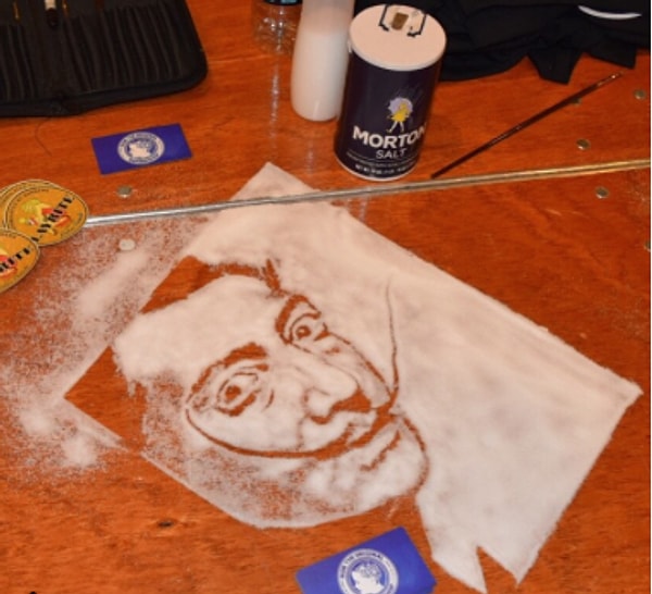 8. Сальвадор Дали