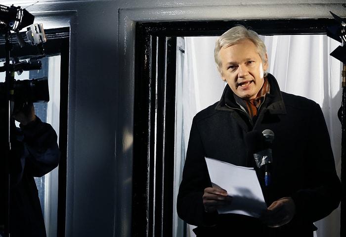 Londra Polisi 'Assange Nöbeti'ne Son Verdi