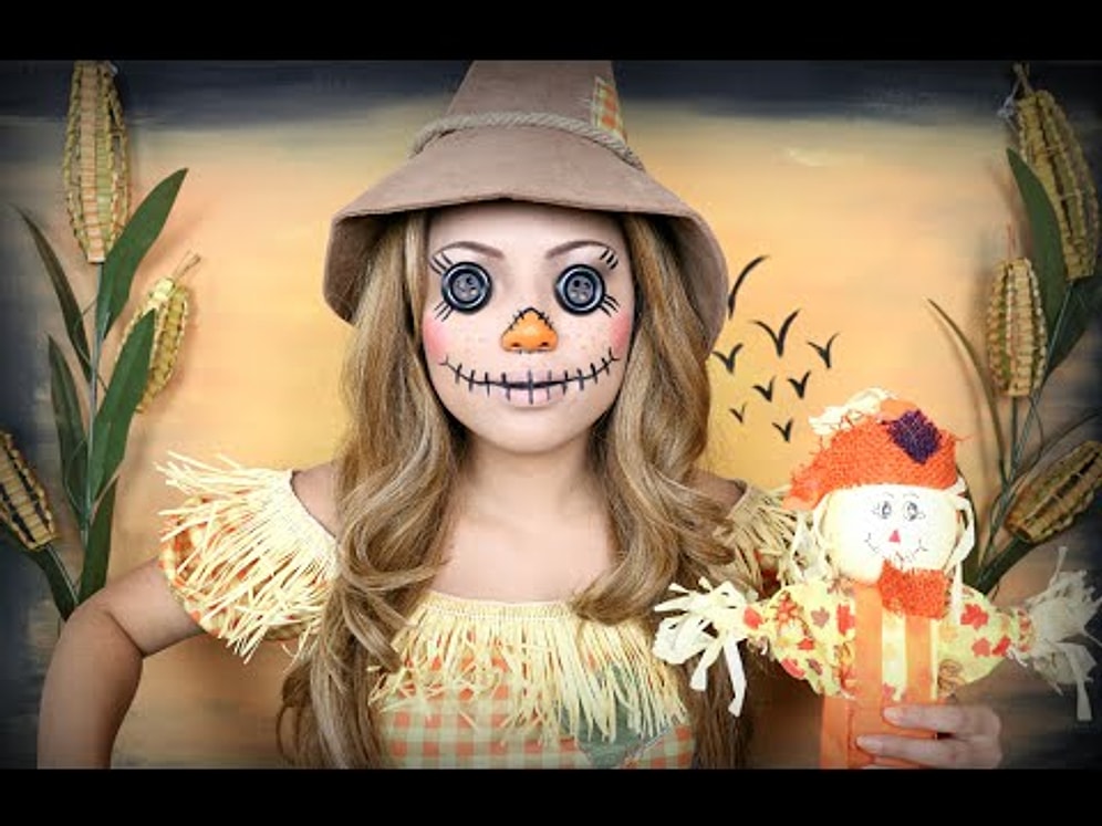 Cadılar Bayramı İçin Ürpertici Korkuluk Makyajı Nasıl Yapılır?