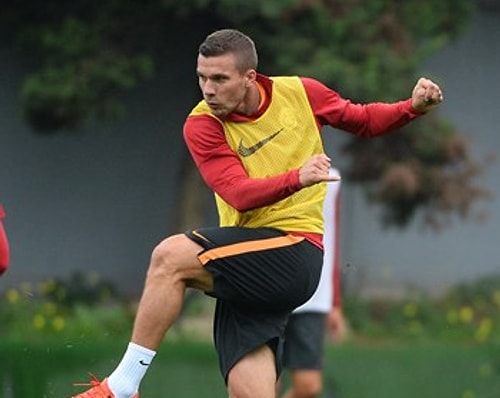 Podolski, Takımla Birlikte Çalışmalara Başladı