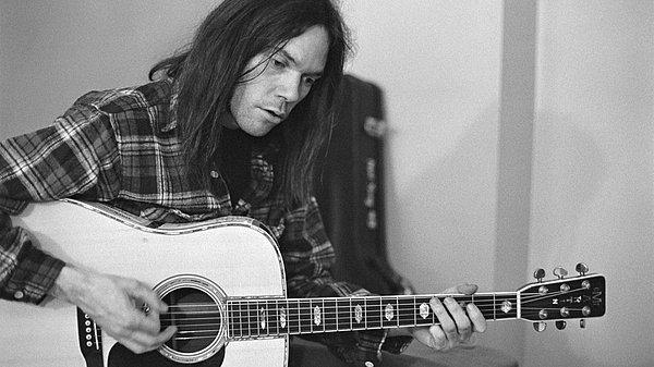 33. Neil Young - Heart of Gold (1972)