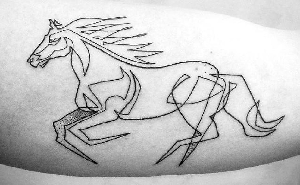 30 Çalışmasıyla Tek Bir Çizgi Üzerinde Harika Dövmeler Yapan Sanatçı "Mo Ganji"