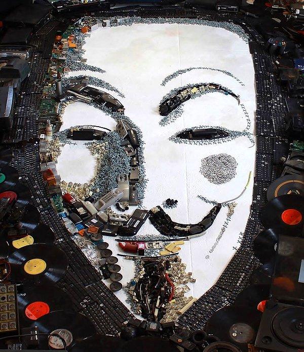 11. V For Vendetta