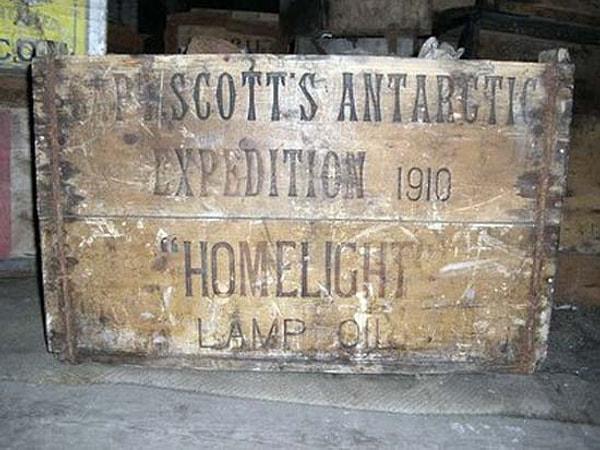 15. İşte Kutup Kaşifleri Robert Falcon Scott ve Ernest Shackleton 20. yüzyılın başında, yolculuklarının bir durağı olarak bu kulübeleri inşa ettiler. Fakat o duraklar, son durakları oldu...