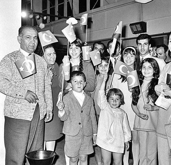 15. Sidney'e varan ilk Türkiyeli göçmenler. (1968)