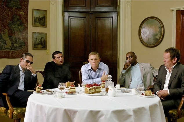 28. Bir Dilim Suç / Layer Cake (2004)