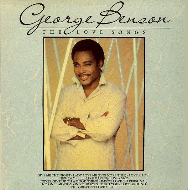 Toplama albümü The Love Songs'la Jazz'ın usta isimlerinden George Benson, Ekim ayı listesinin bir numaralı ismi oluyor.