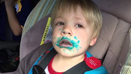 Cupcake Yerken Yakalanan 3 Yaşındaki Sevimlilik Abidesi Ufaklık