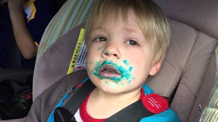 Cupcake Yerken Yakalanan 3 Yaşındaki Sevimlilik Abidesi Ufaklık