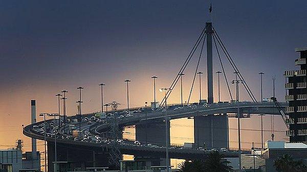 12. West Gate Köprüsü - Avustralya