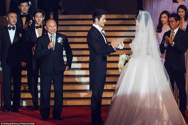 Geçtiğimiz hafta sevgilisi  Huang Xiaoming ile 20 milyon pound değerinde bir düğünle evlendi.