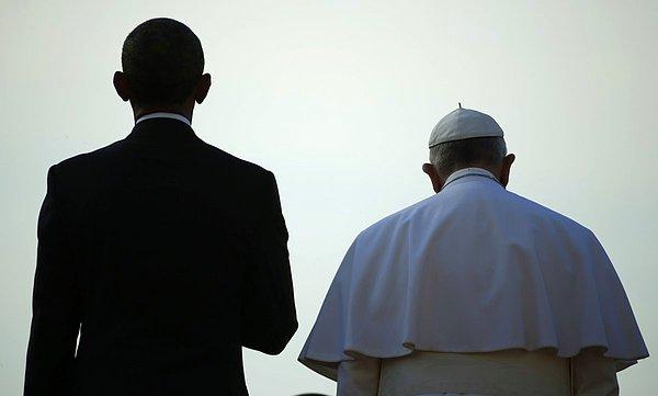 24. Papa Francis, Beyaz Saray ziyareti sırasında Barack Obama ile. (23 Eylül)