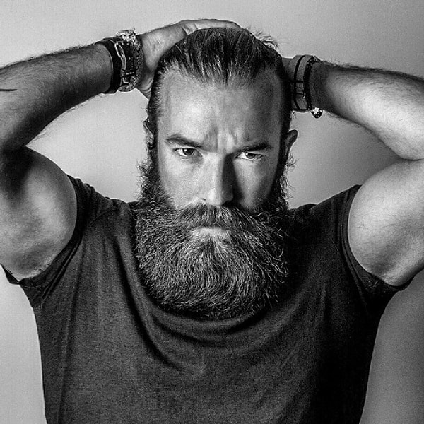 Вот этот крутой парень и есть Мо Ганжи