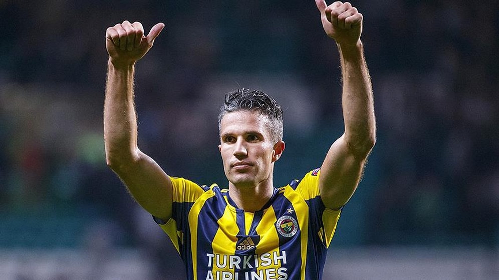 İspanyol Basını Barcelona'nın Van Persie'yi İzleyeceğini İddia Etti