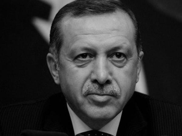 1. Recep Tayyip Erdoğan - Kevin Spacey (House of Cards)