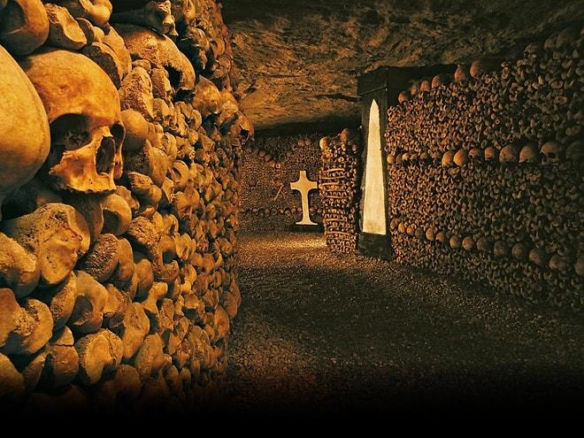 Hazır Paris'e Gitmişken Burayı da Göreyim Diyeceğiniz Yer: Catacombes de Paris