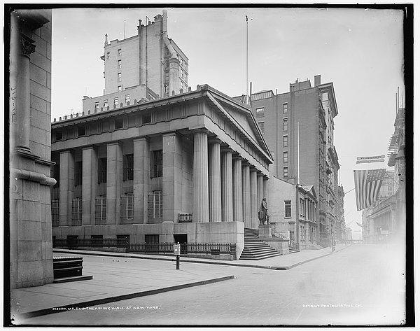 1. Bugün bir müze olarak hizmet veren "Federal Hall" binası, o zamanlar meclis binası olarak kullanılıyordu.
