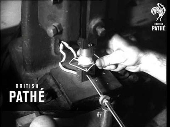 1948 Yılında Kontakt Lens Nasıl Yapılırdı?