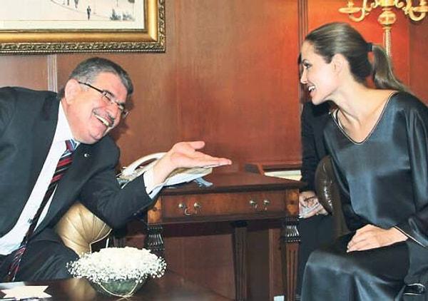 8. Eski içişleri bakanı İdris Naim Şahin'den Angelina Jolie'ye: Sen beni gençken görecektin