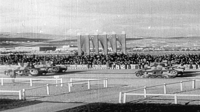 Türk Silahlı Kuvvetleri'nden 1936 Yılı Görüntüleriyle Cumhuriyet Bayramı Mesajı