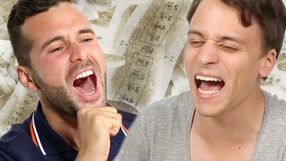 Erkekler Birbirlerine Ağda Yapıyor!