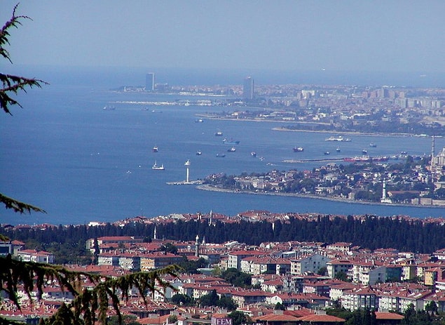 9. Ümit Yaşar Oğuzcan / Üstüme Varma İstanbul