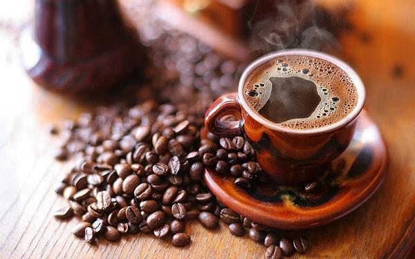 24. Dumansız kahve imansız Türk'e benzer.
