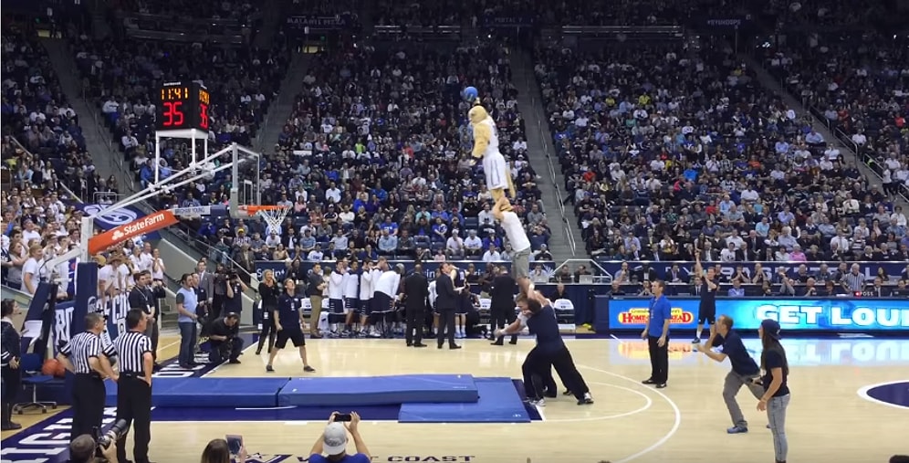 İnsanlar Bunları Nasıl Yapıyor: Birbirinden Güzel 5 Smaç Hareketi