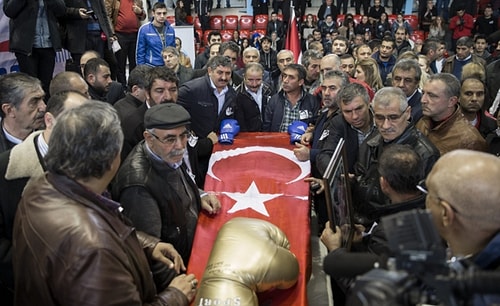 'Boğazın Boğası' Son Yolculuğuna Uğurlandı