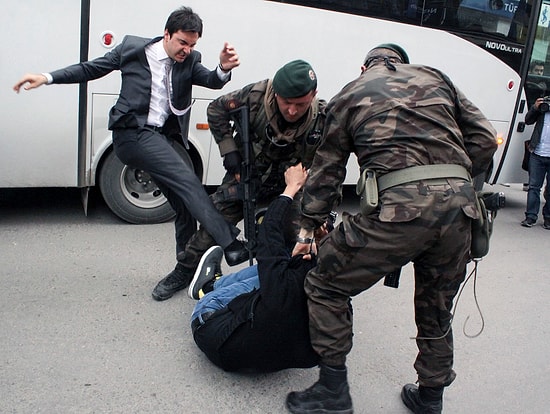 CHP, 13 Yılı 1 Dakikaya Sığdırdı: 'Bambaşka Bir Türkiye'ye Uyanabiliriz'