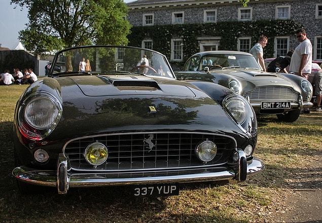 1961 Ferrari 250 GT SWB California Spider - $15,180,000