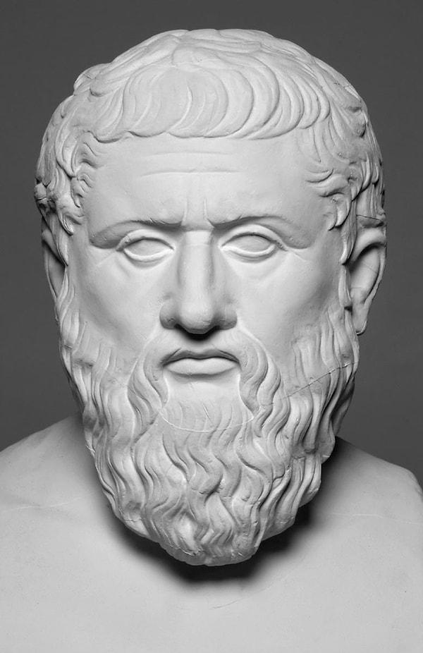 11. Platon: Sokrates'in savunmasını dikkatle takip ediyorum. Ben bundan kitap çıkarır, köşeyi dönerim.