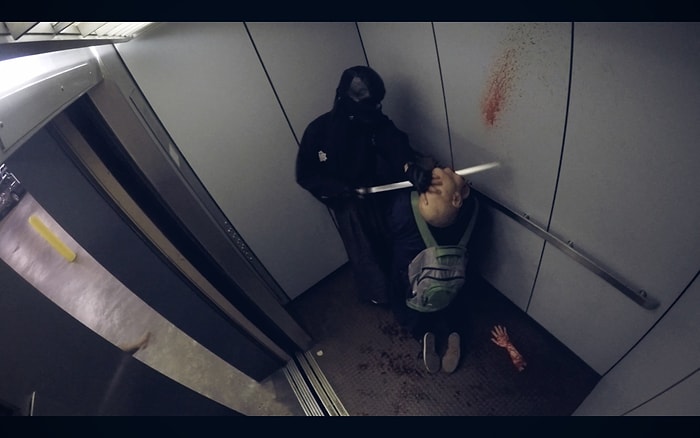 Keskin Kılıcı ile İnsanların Kafasını Vücudundan Ayıran Katil Samuray Şakası