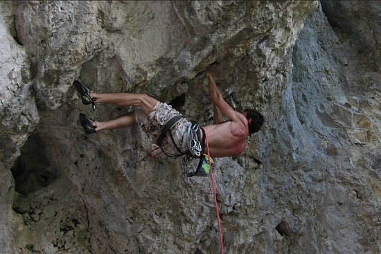 Bakarken Bile İnsanın Başını Döndüren 35 Kaya Tırmanışı Fotoğrafı