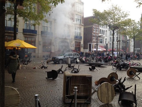 Ajax - Fenerbahçe Maçı Öncesi Amsterdam'da Olaylar Çıktı