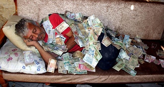 Gaziantepli İnşaat İşçisi Parayla Yatıp Kalkıyor