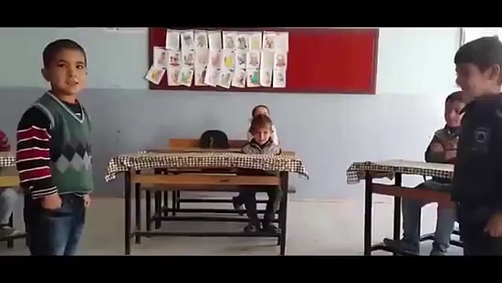 'Birbirinize Karşı Sevginizi Nasıl Gösterirsiniz?' Sorusuna Verilebilecek En Güzel Cevap