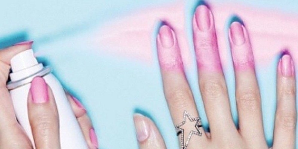 Kızlar Dikkat: Yıllardır Hayallerinizi Süsleyen Muhteşem Oje Karşınızda!