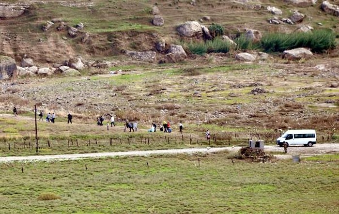 Suriyeli Kürtler, YPG'nin Çağrısı Üzerine Geri Dönmeye Başladı