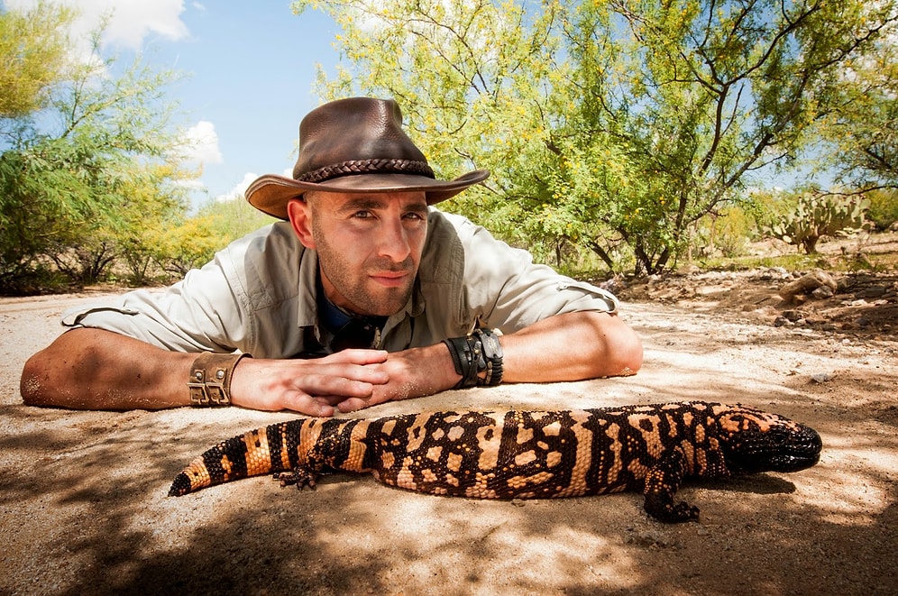 Tehlikeli Canlılarla Uğraşıp Durmasıyla 'Yürek Yemiş Bu' Dedirten Adam: Coyote Peterson